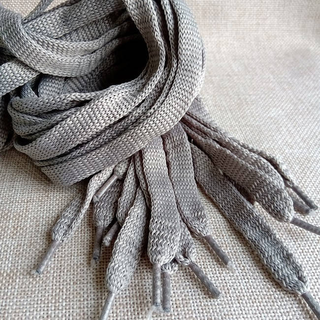 

Шнурки плоские, 9 мм, 130 см., серые.