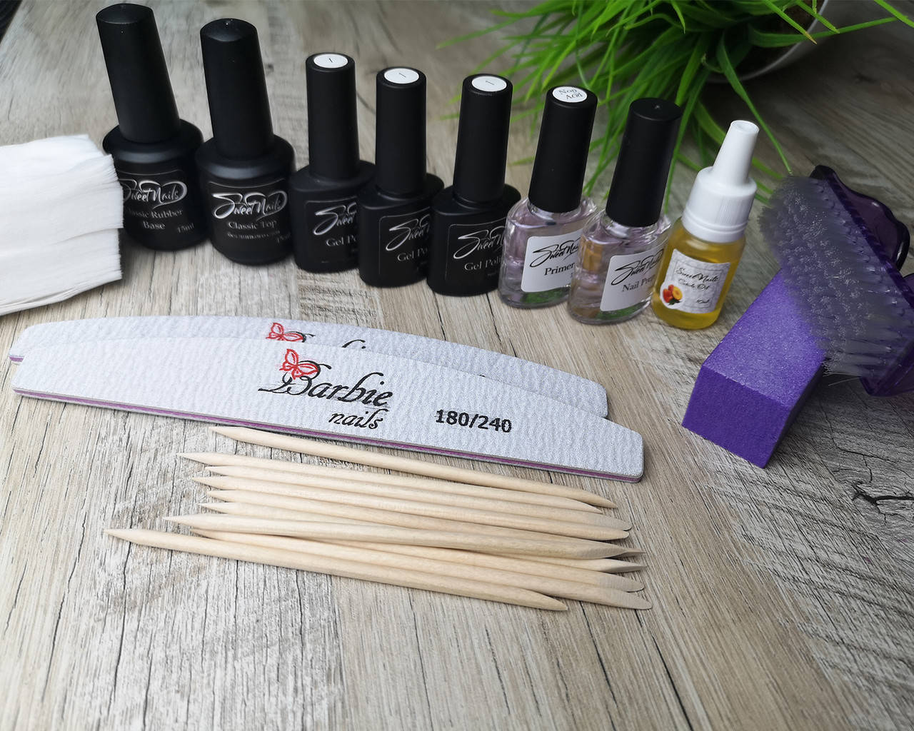 

Стартовый набор для покрытия ногтей гель лаком