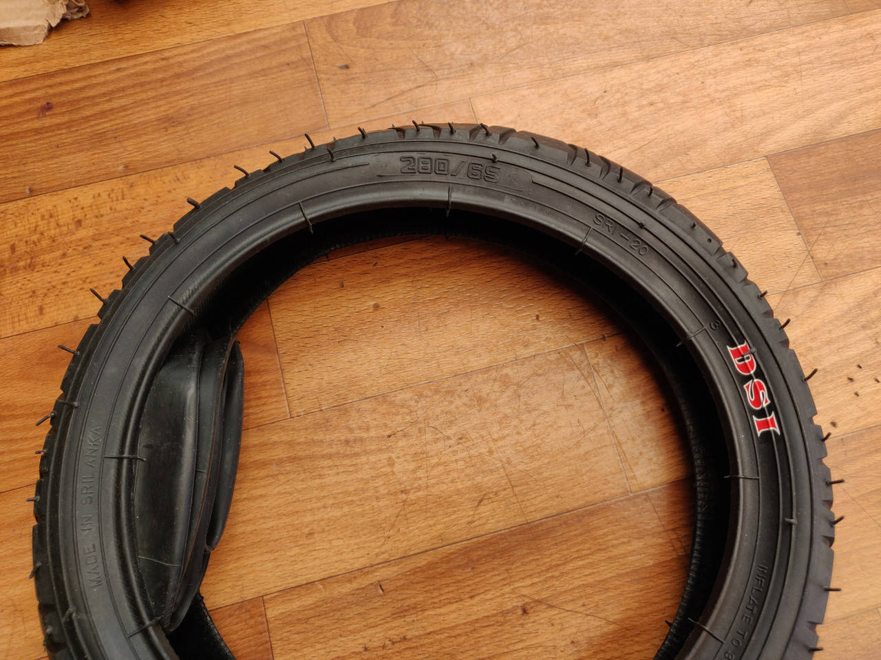

Покрышка с камерой 280-65 DSI