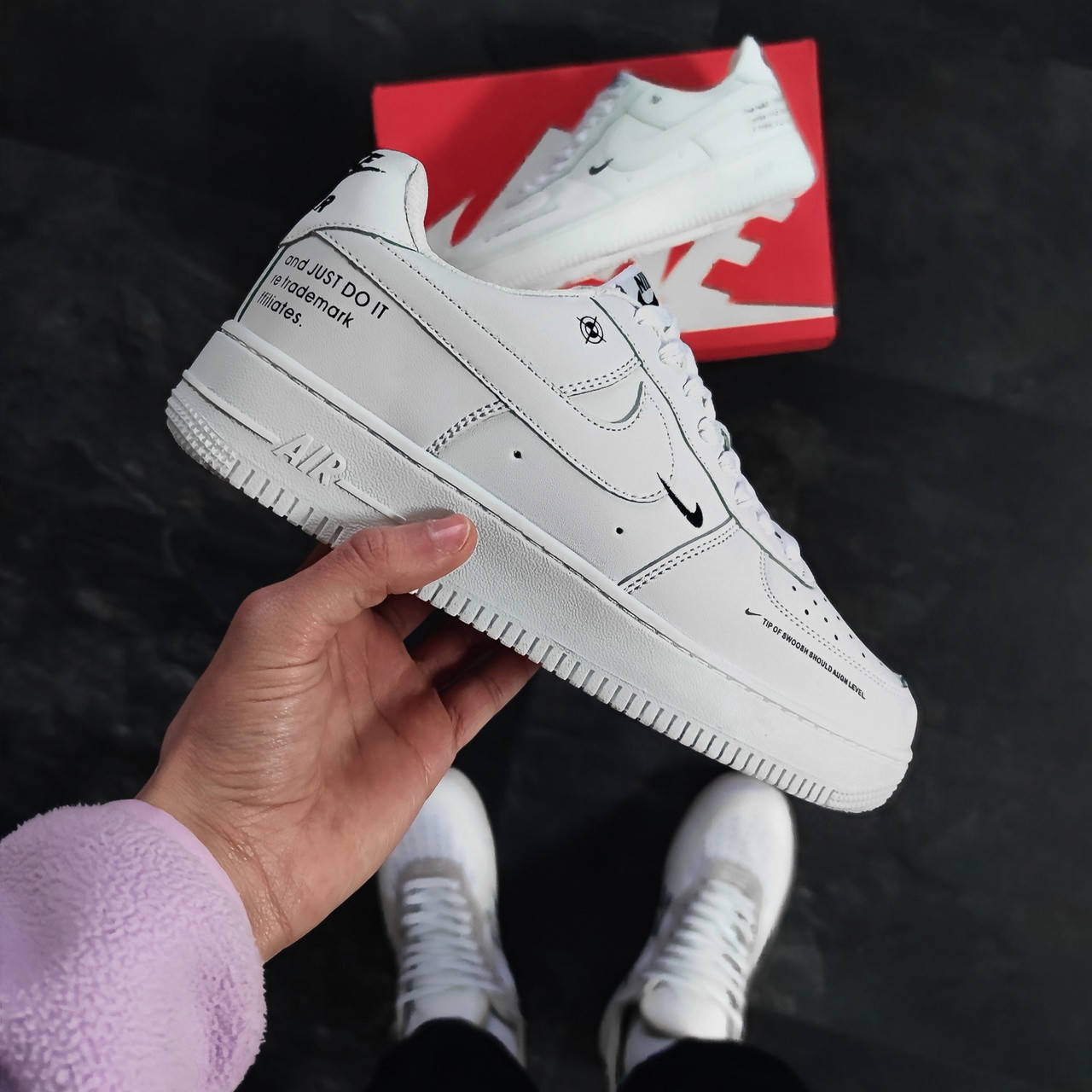 

Мужские кроссовки Nike Air Force 1 xSB 43, Белый