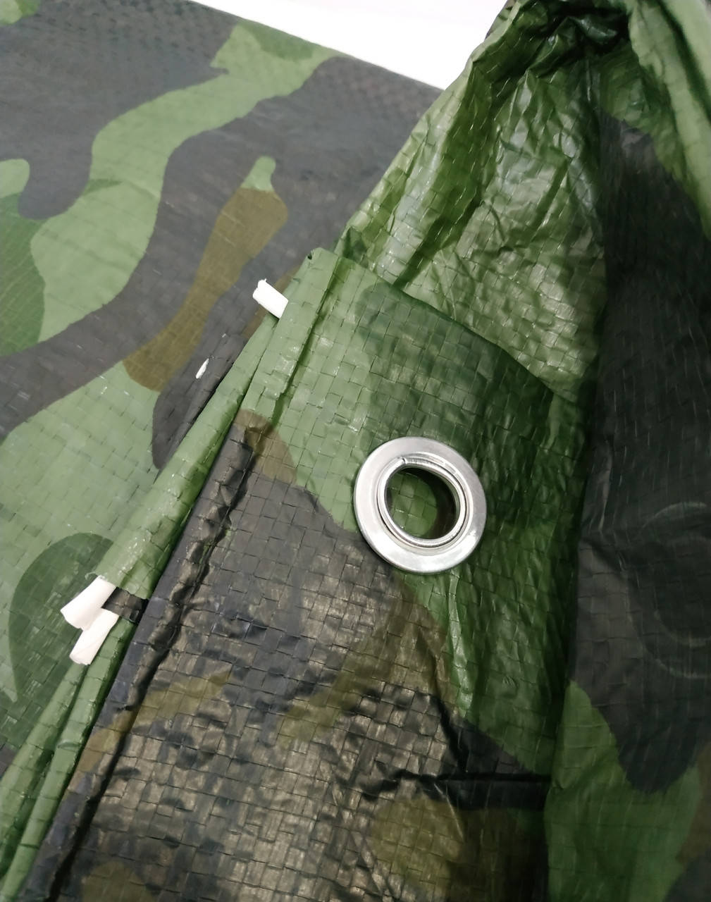 

Тент с кольцами "Хаки" 90г\м2, 2х3м.Тарпаулиновый от дождя, солнца, ветра, снега.Полог.