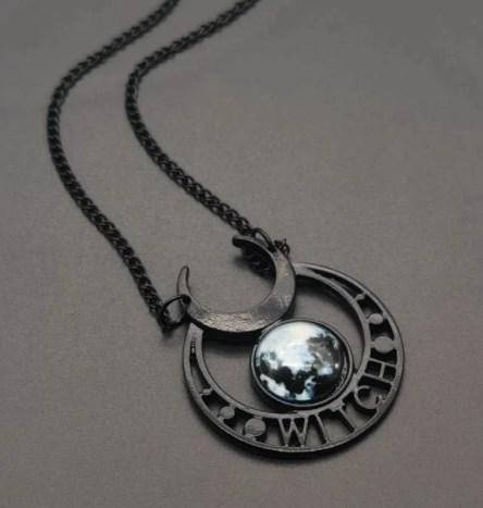 

Кулон, подвеска "Мистик ведьма", светится в темноте
