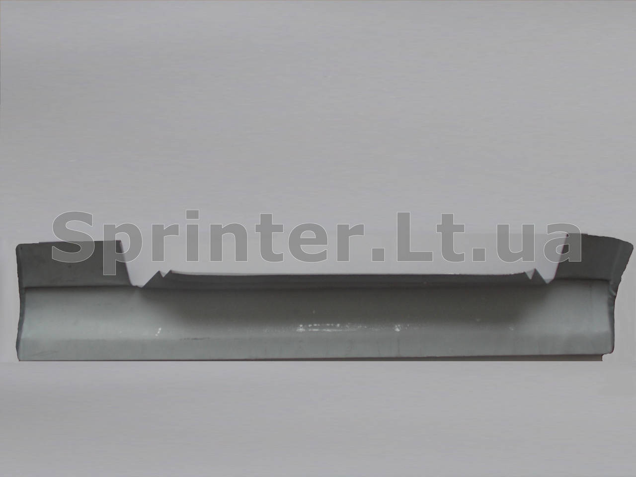 

Порог передней двери L MB Sprinter