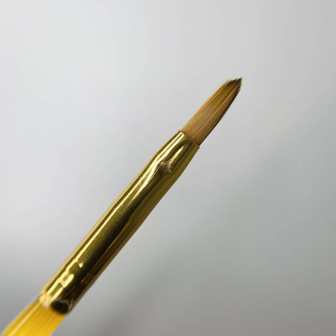 

Кисть для акрила № 04