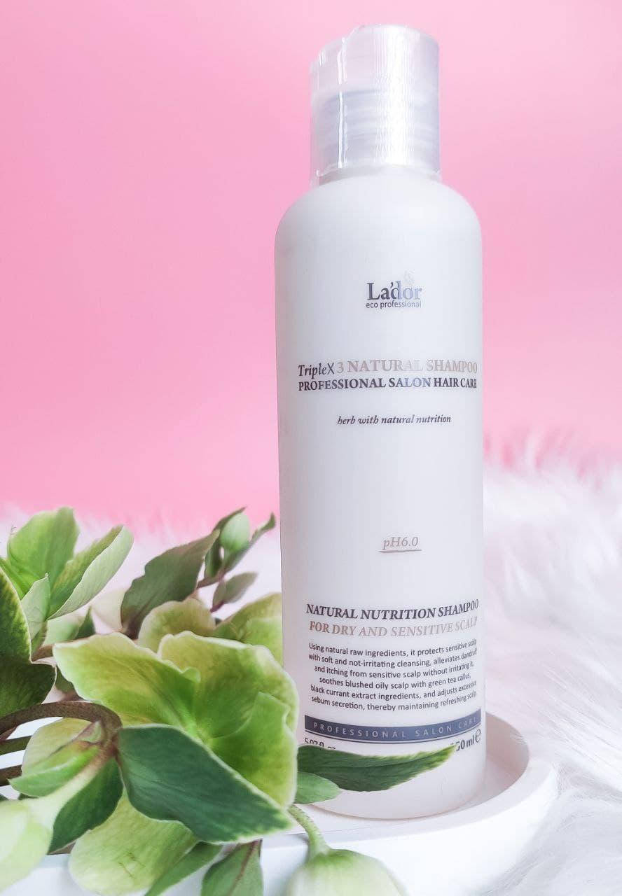 

Безсульфатный органический шампунь с эфирными маслами Lador Triplex Natural Shampoo 150 мл