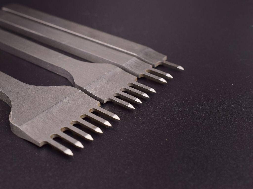 

Комплект шаговых пробойников с шагом 5 мм