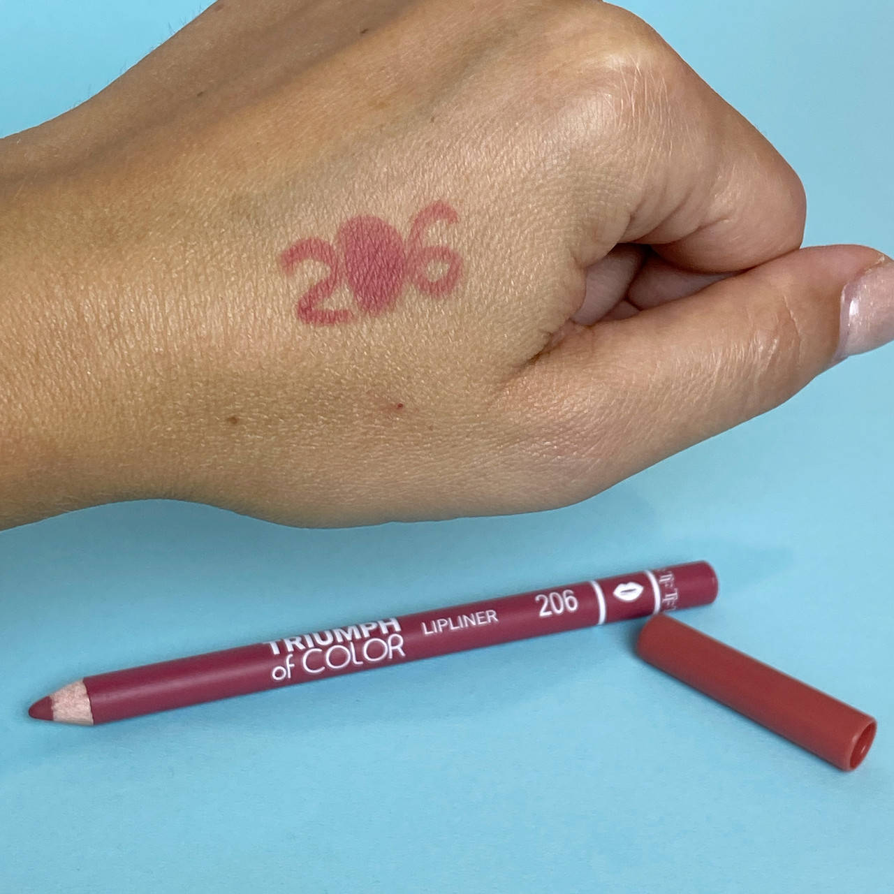 

Карандаш для губ TRIUMPH of COLOR №206