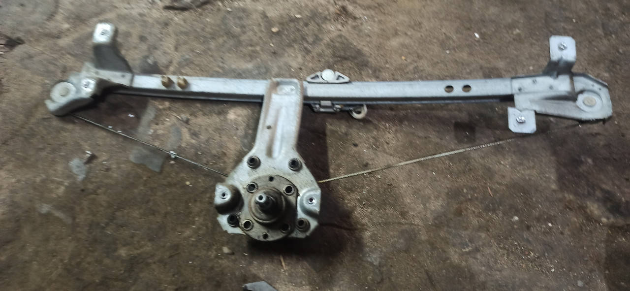 

Стеклоподёмник передний задний Опель Вектра А