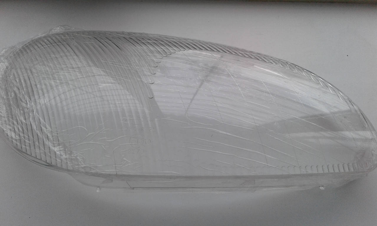 

Стекло фары Ланос Сенс правое Тайвань