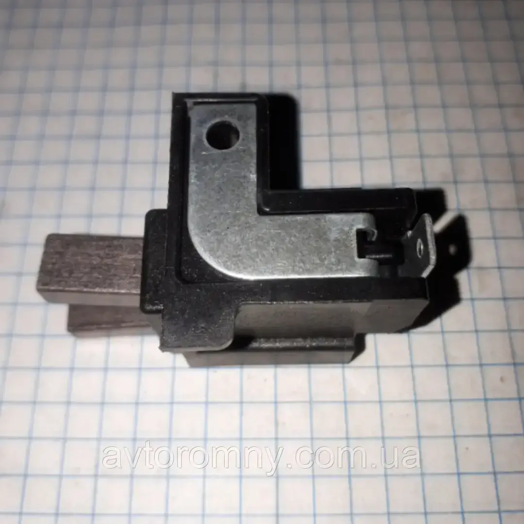 

Щетки генератора ВАЗ 2101 2102 2103 2104 2105 2106 2107 Нива Тайга 2121 21213