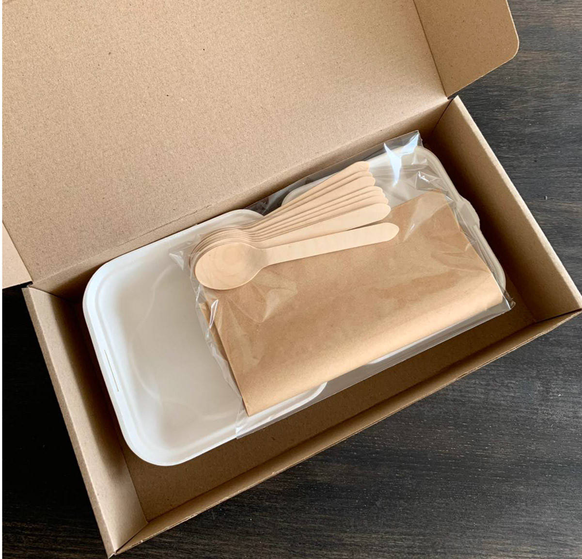 

"Набор № - 2" для Бенто-торта с Еко-боксом 15 см, деревянной ложкой 16 см и пергаментом, по 10 шт, Белый