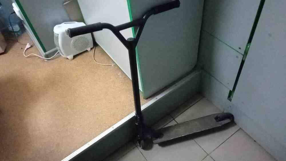 

Самокат детский трюковый Б/У Best Scooter