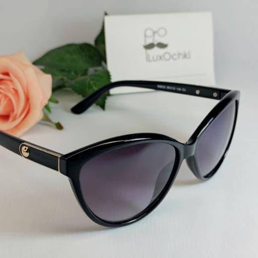 

Женские стильные солнцезащитные очки кошечки MIU MIU на узкое лицо, Черный
