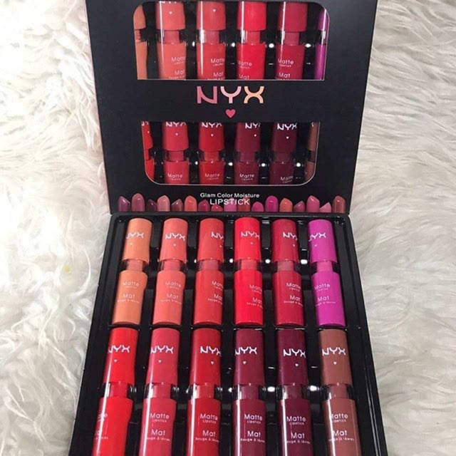

Набор увлажняющих губных помад Nyx Glam Color 12 шт
