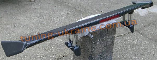 

Спойлер на хром трубках на ВАЗ 2108