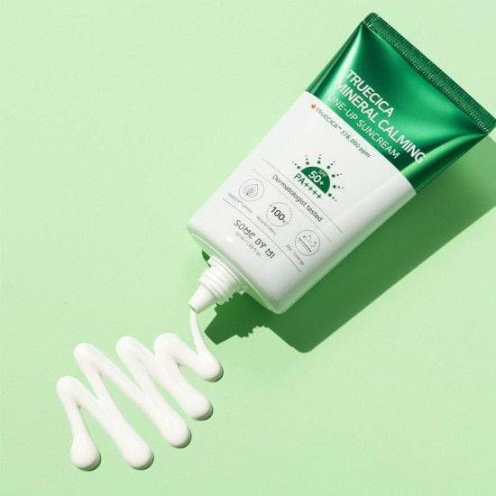 

Солнцезащитный крем Some By Mi Truecica Mineral Calming Tone Up Suncream SPF 50+ PA++++, 50 мл