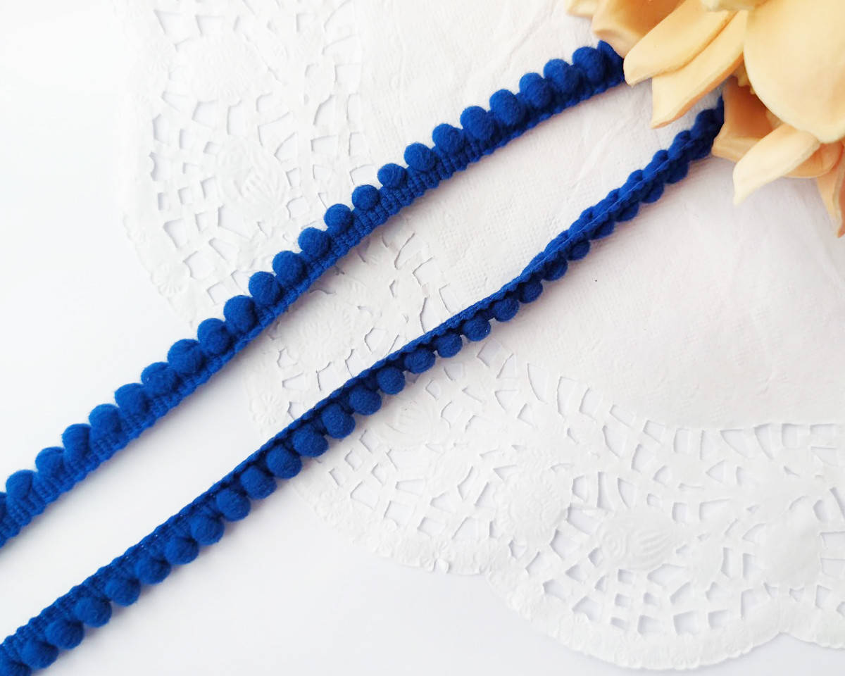 

Тесьма с помпонами синяя 0.6 см (1м/п), Синий