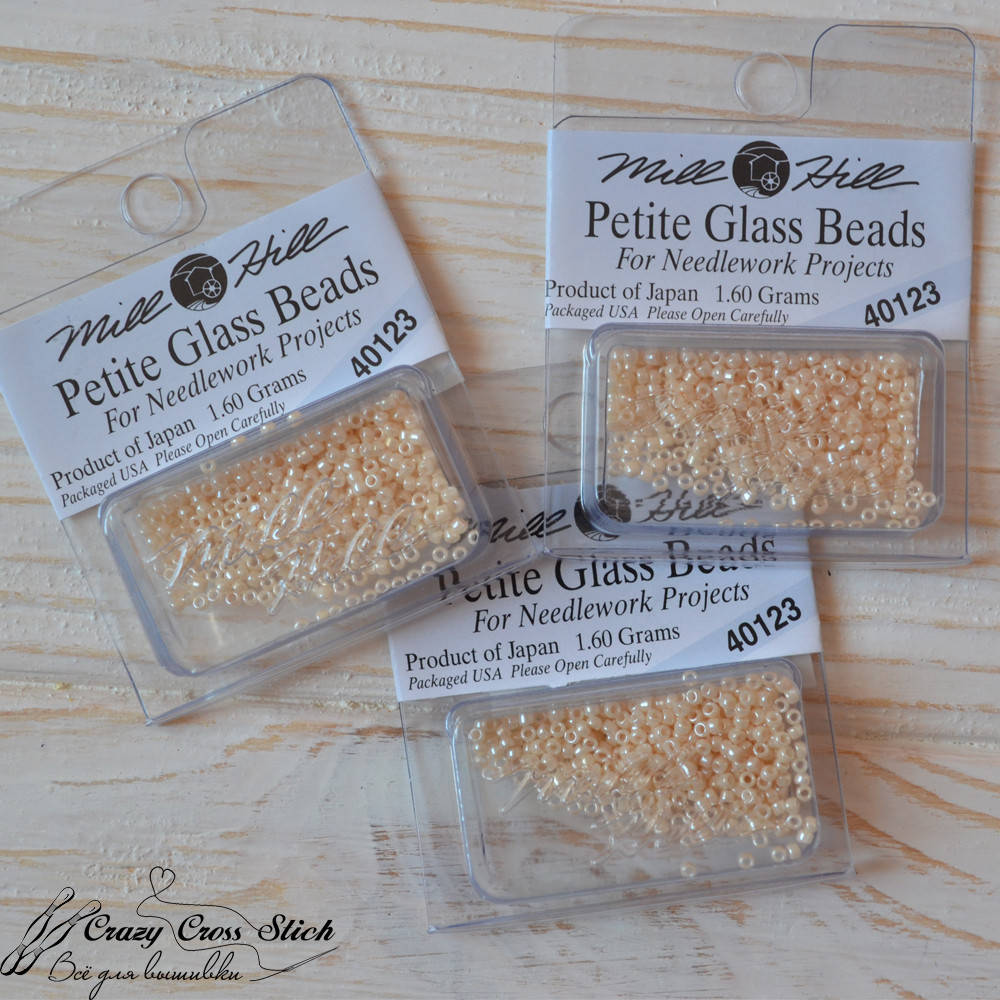 

Бисер Petite Glass Beads Mill Hill 40123