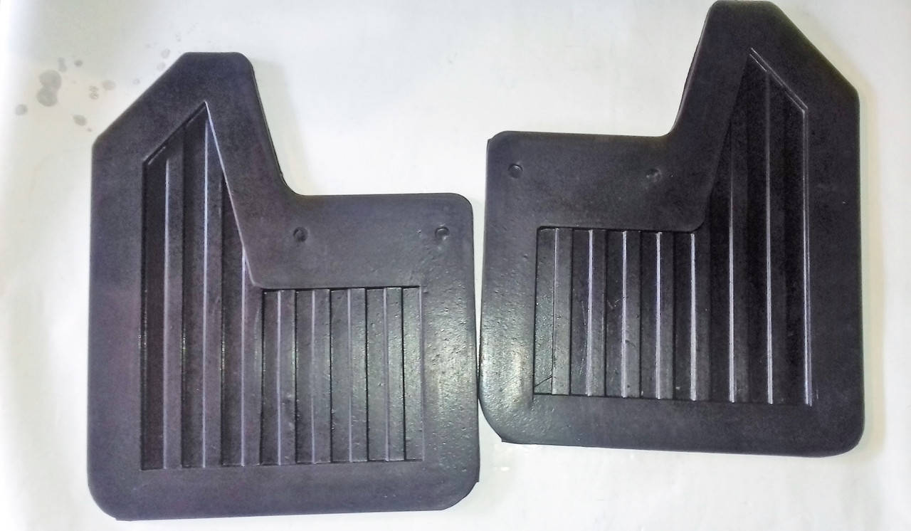 

Брызговики передние Ваз 2121, 21213,Нива резиновый (к-кт 2 шт.)