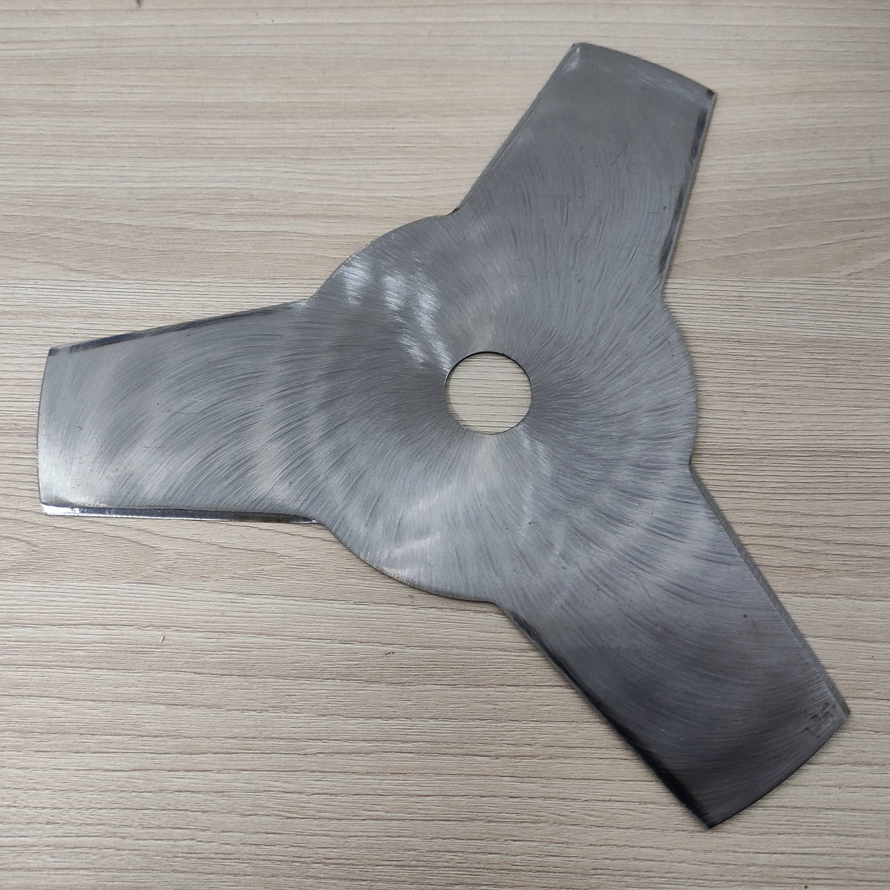 

Нож для мотокосы 3Т нержавейка .255*25,4 широкий