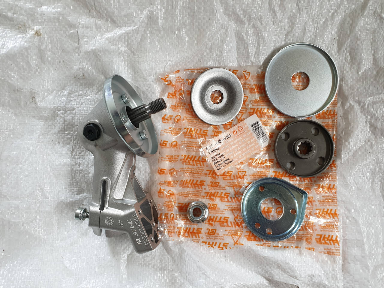 

STIHL FS 400/450 мотокоса Редуктор в сборе 41286400101 оригинал