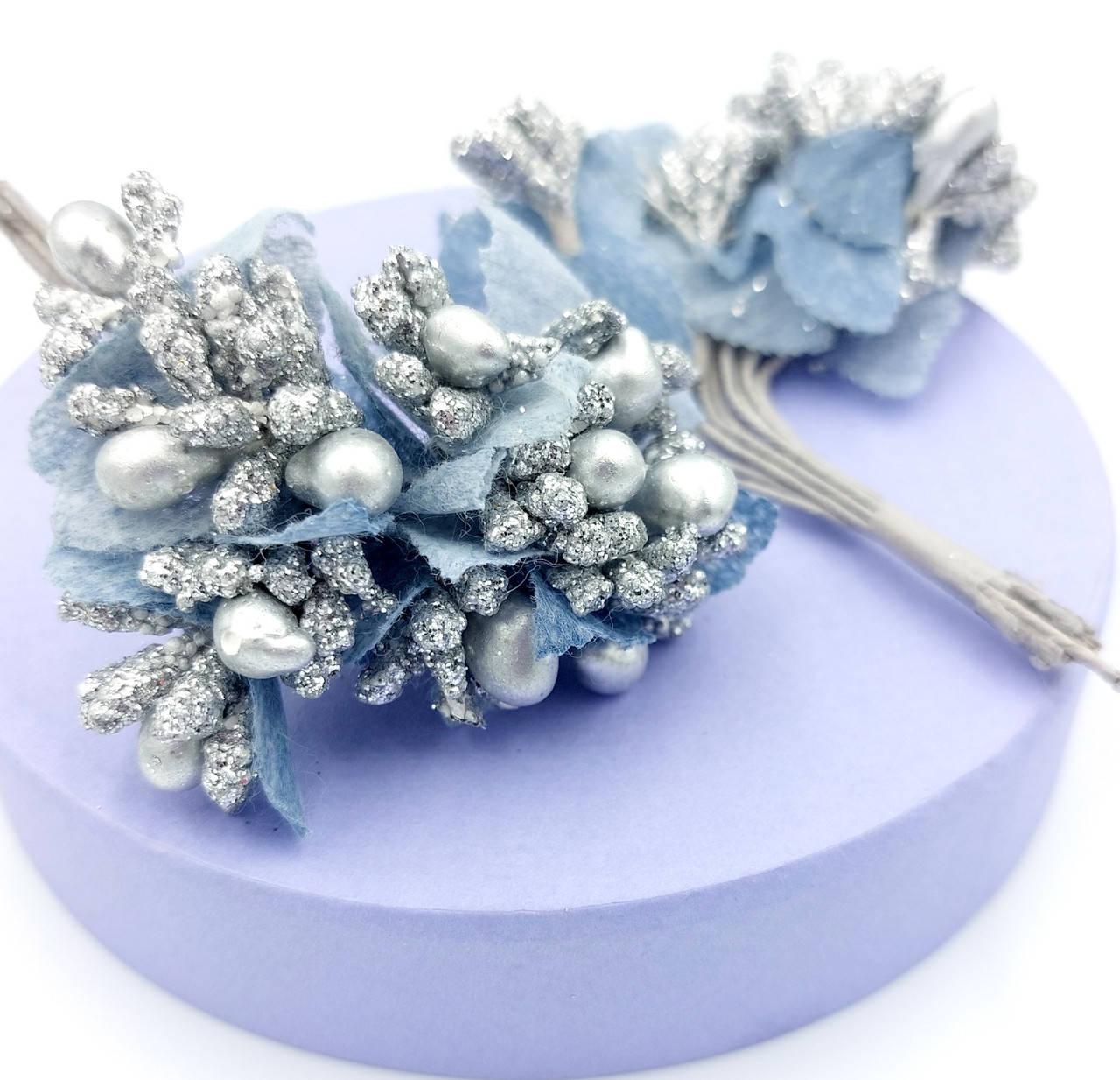 

Тычинки "Незабудка" на проволоке с листиками" (Цена за букетик) Цвет - Серебро, Голубой