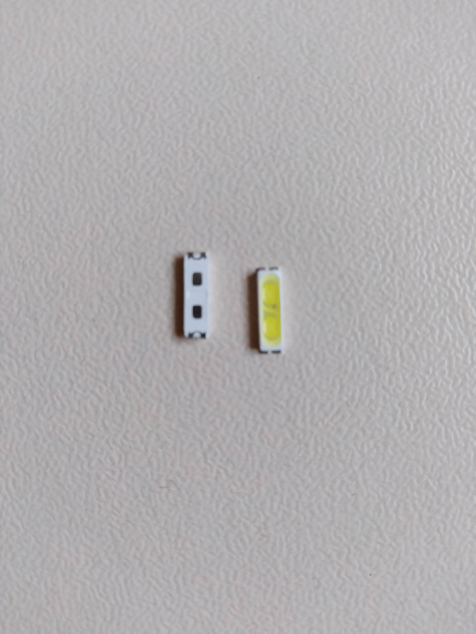 

Светодиод smd7020 6V