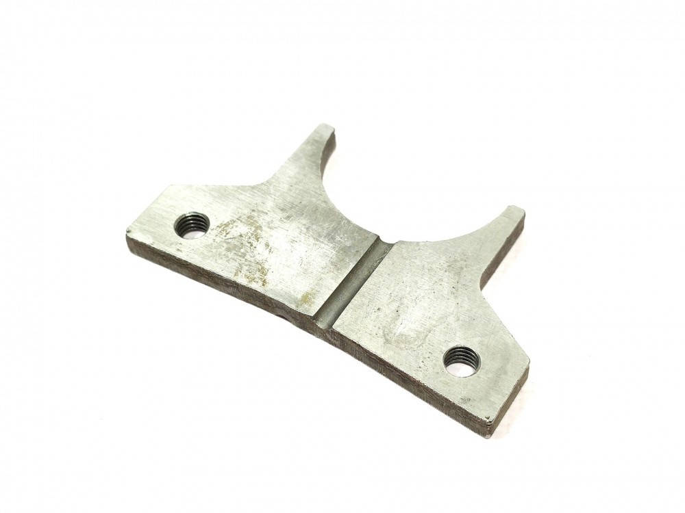 

Крепление распредвала Chery Amulet (Чери Амулет) 1.6 KLM 480-1006031