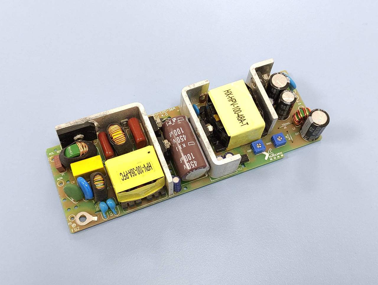 

Блок питания с Регулировкой Тока 48 Вольт 2,1 Ампер 100 Вт AC-DC 48V 2,1A 100W HPV-100-PFC LED driver