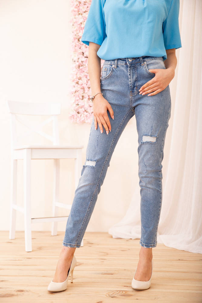 

Джинсы женские голубые AAA 131518M