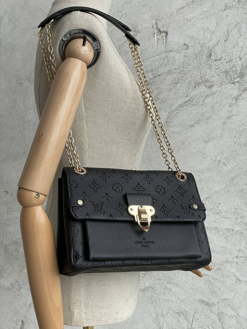

Сумка женская Louis Vuitton Vavin Black, Черный