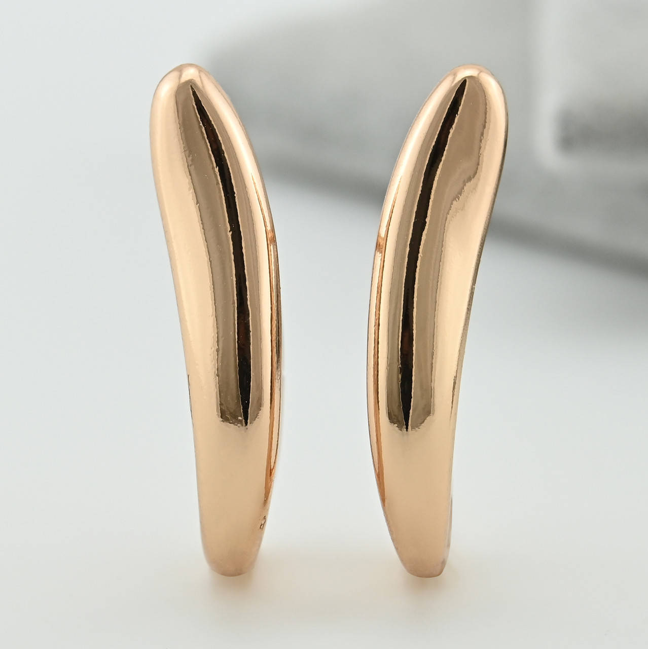 

Серьги Xuping 35205 размер 23х5 мм вес 3.7 г позолота 18К