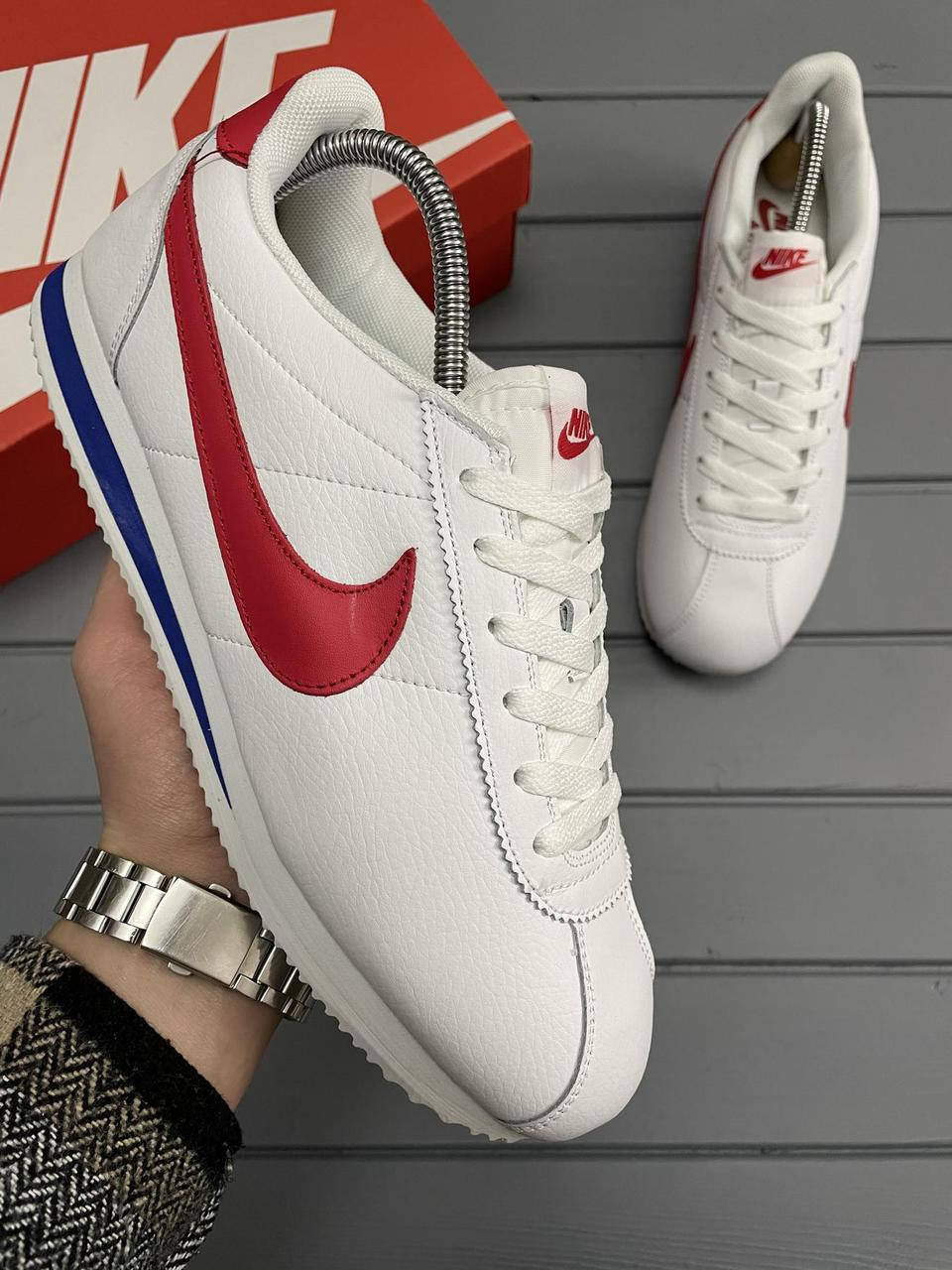 

Кроссовки Nike Cortez кожа, белые высокое качество