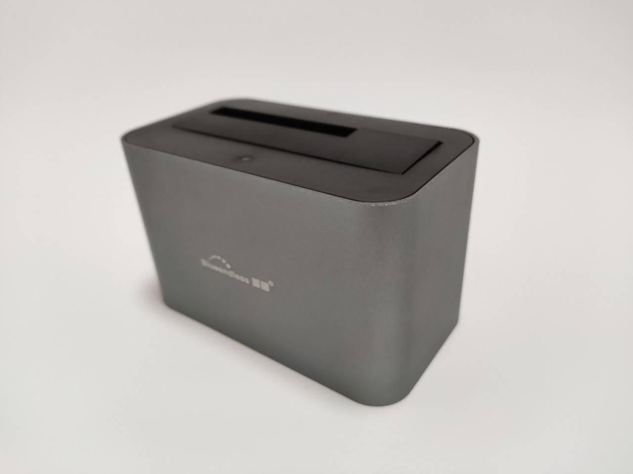 

Док станция Blueendless HD01C3 для HDD SSD 2.5" 3.5" SATA III USB 3.0