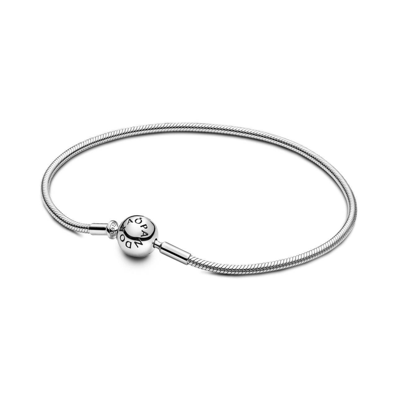 

Серебряный браслет из коллекции Pandora Me 598408C00 17