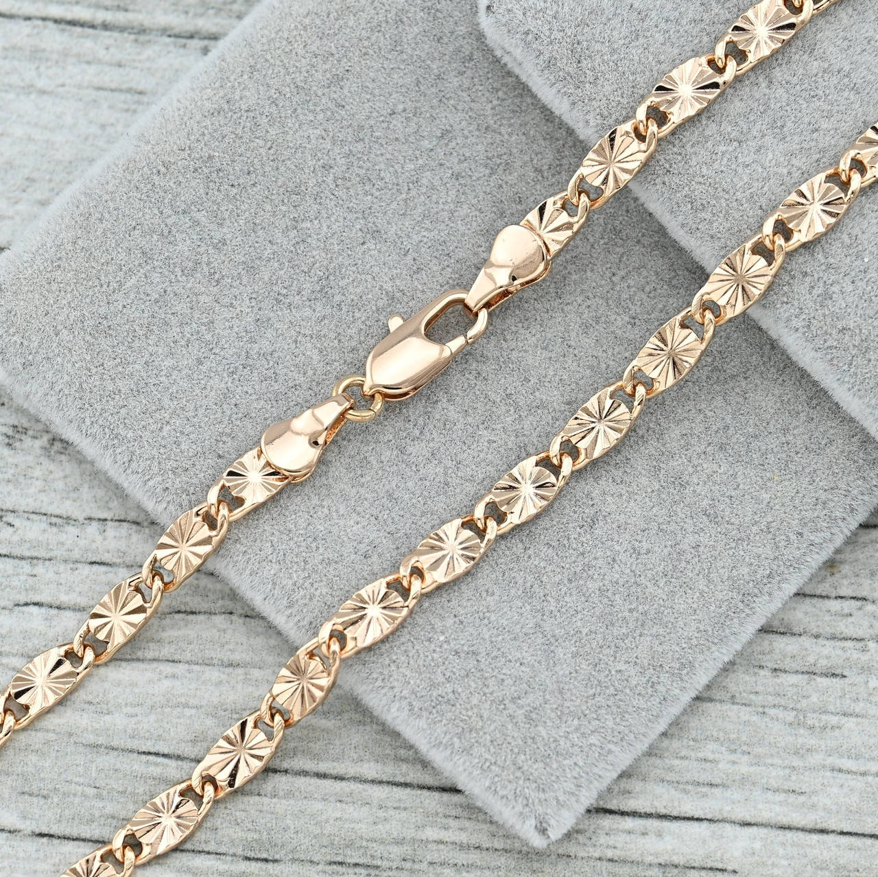 

Цепочка Звездочка 36247 ширина 4 мм позолота 18К длина 50