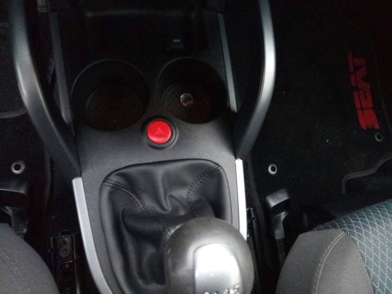 

Чехол кпп для автомобиля Seat Toledo 3 Altea Altea XL