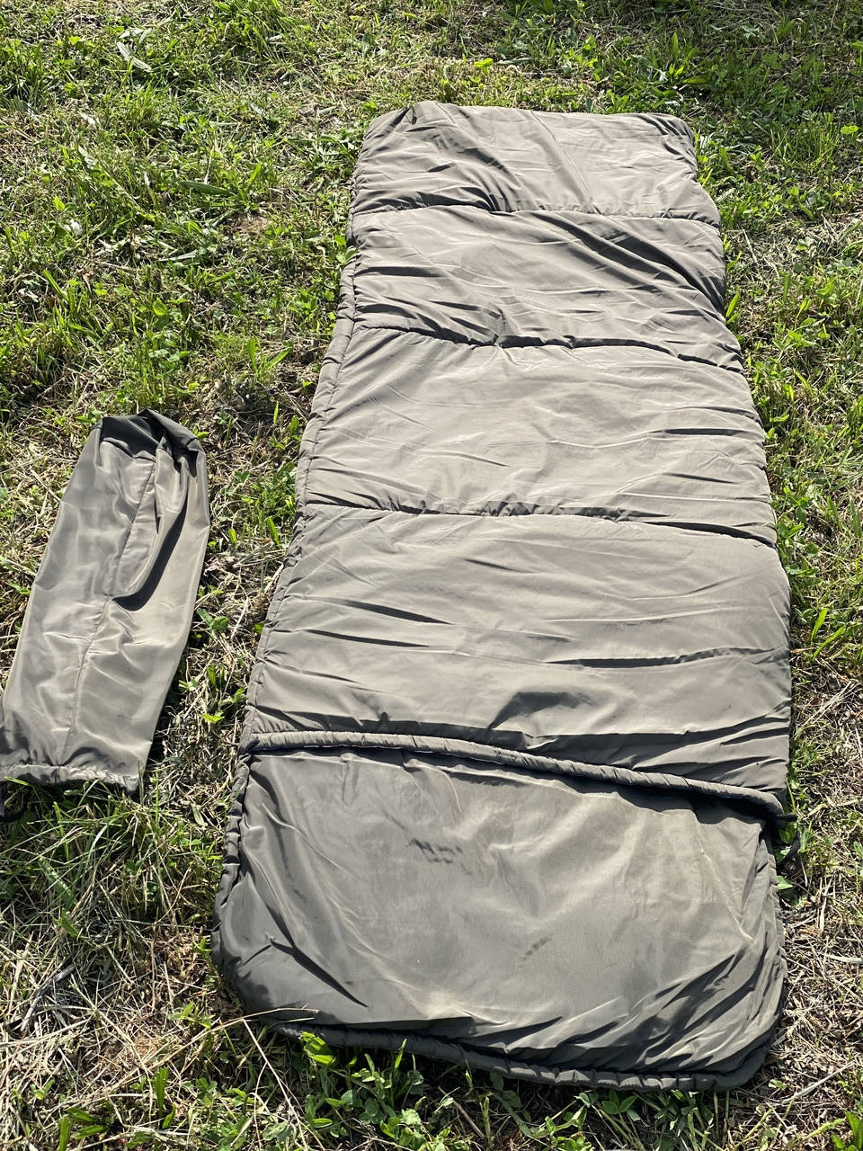 

Спальный мешок военный, армейский. Туристический, походный