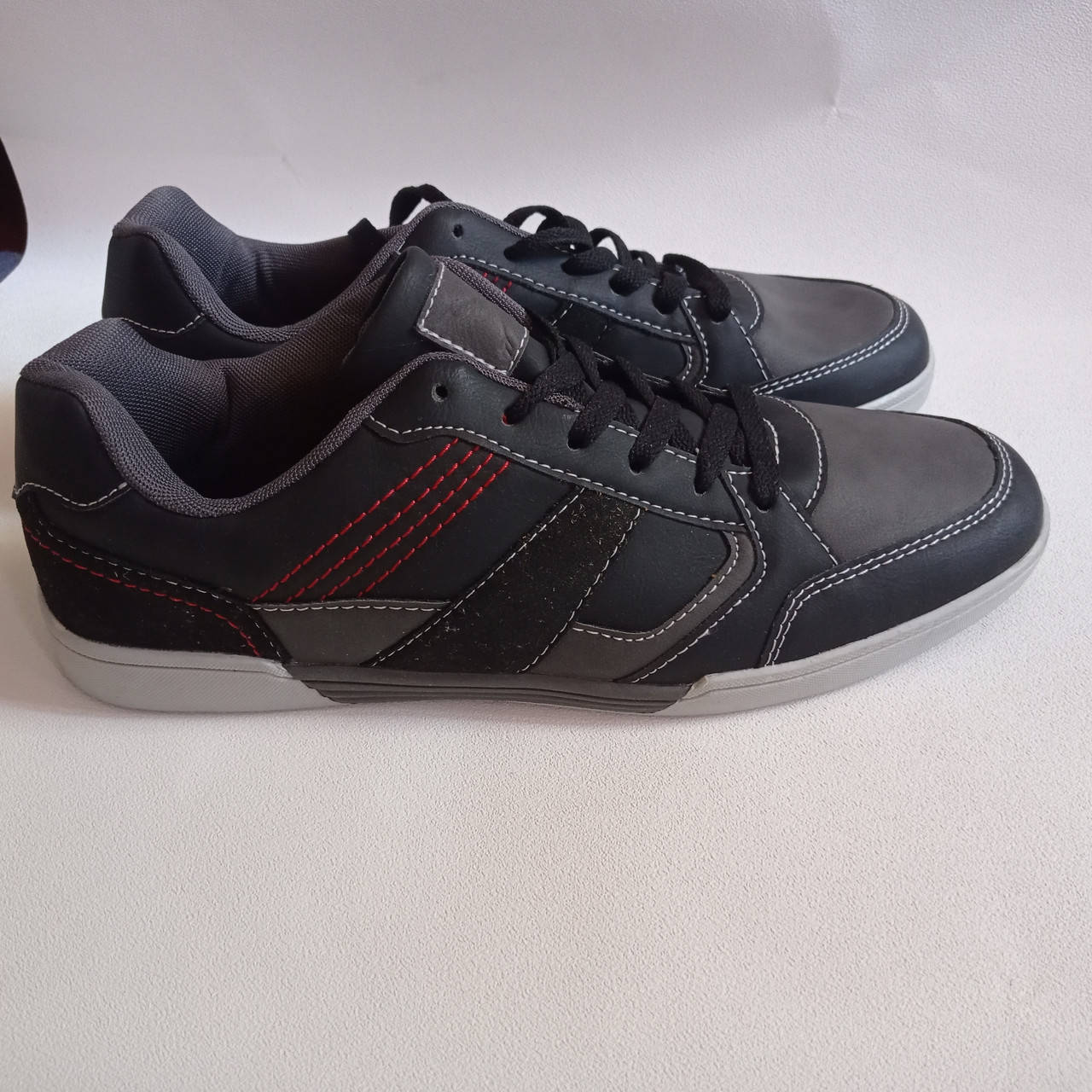 

Мужские кроссовки 43-28 см LIVERGY®, Черный