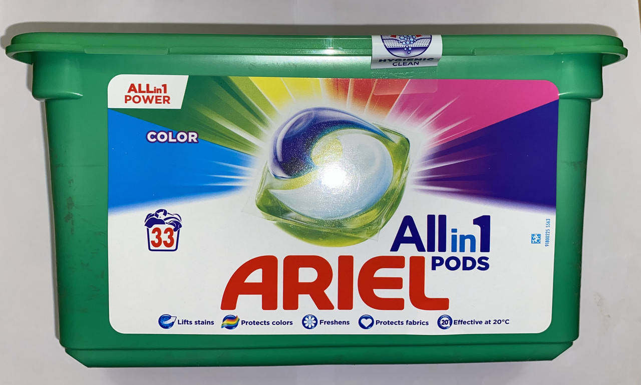 

Гелеві капсули Ariel Pods 3in1 Color 33 прань