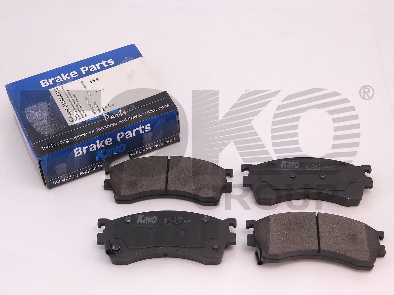 

Передние тормозные колодки Mazda 626 GE, MX-6, XEDOS-6, 323 BJ | Передние колодки Мазда 626, МХ6, Кседокс, 323