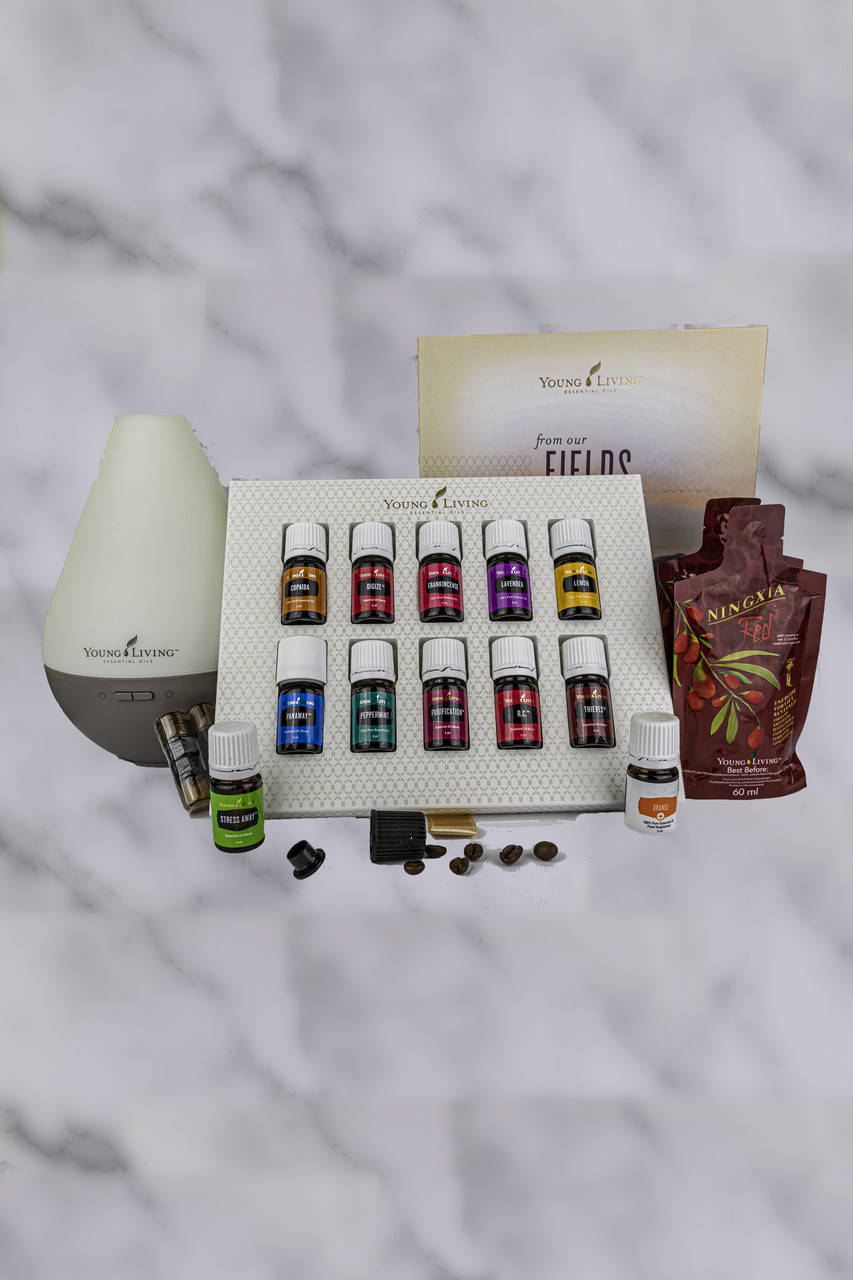 

Стартовый набор "Премиум" 12 масел + диффузор Dewdrop (Капля Росы)