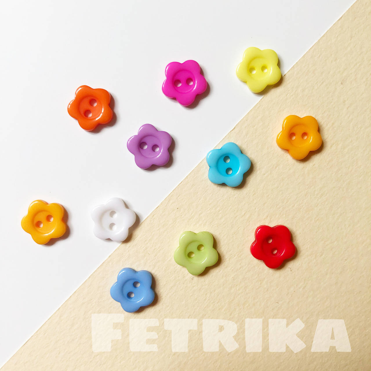 

Пуговицы "Цветочки №1 маленькие" пластиковые, 1,0*1,0 см (10 шт.), Микс, Разные цвета