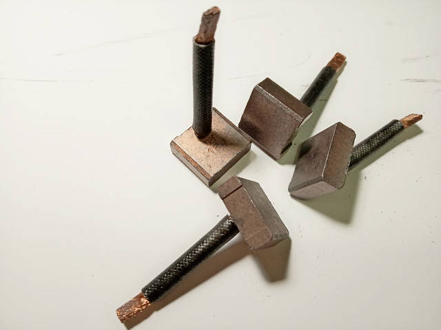 

Щетки стартера МТЗ (Jubana) усиленные SB2006