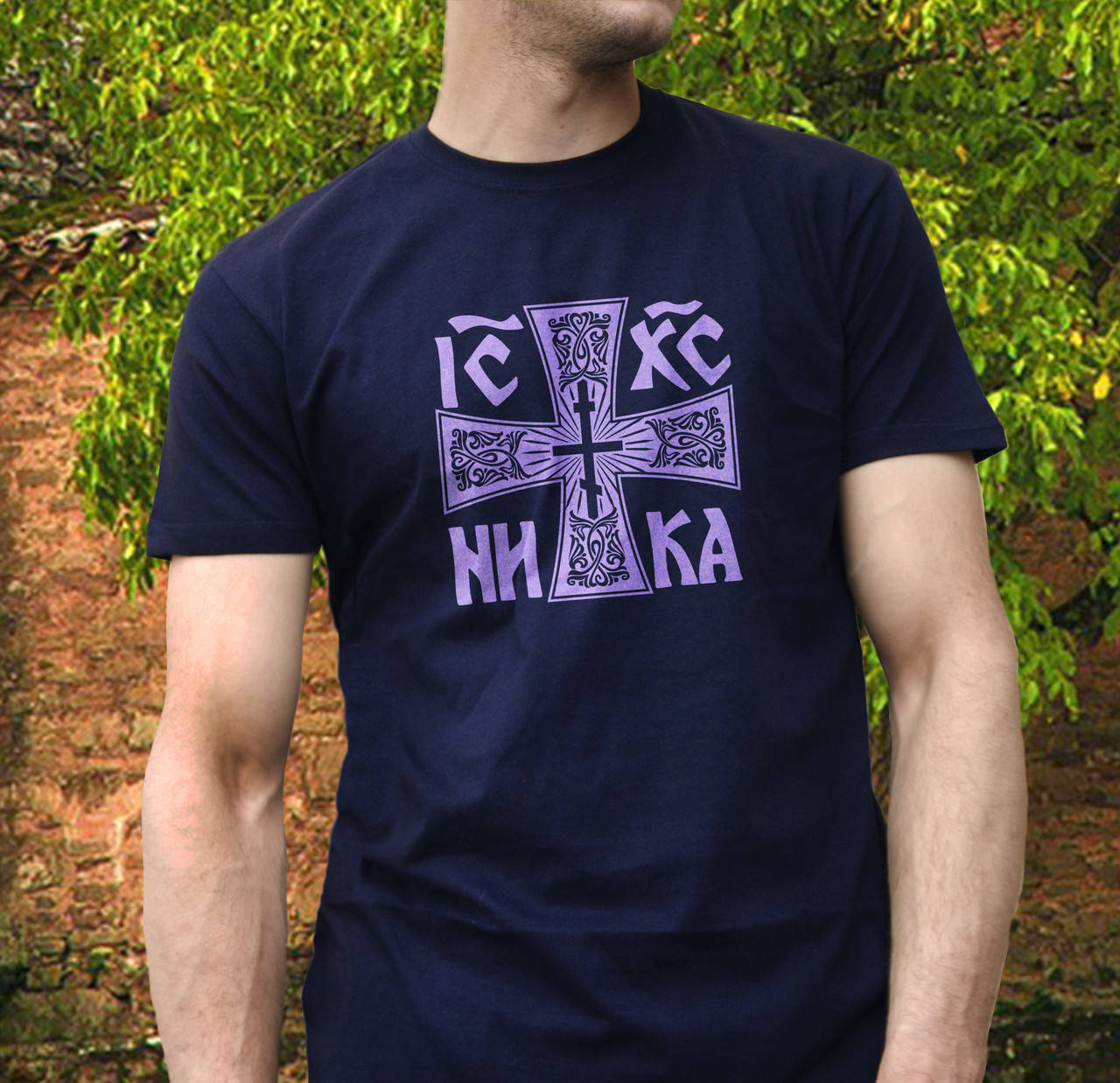 

Освященная футболка Крест Просфорный – Константиновский с Молитвой “Да воскреснет Бог”