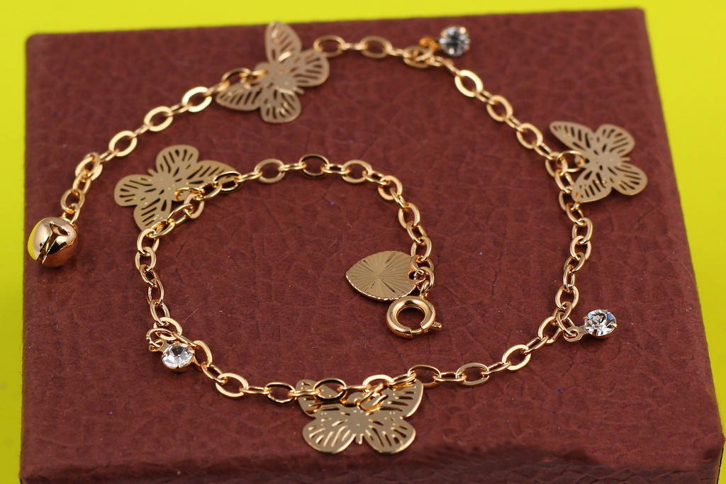 

Браслет Xuping Jewelry на ногу с бабочками и камнями 25 см 2 мм золотистый