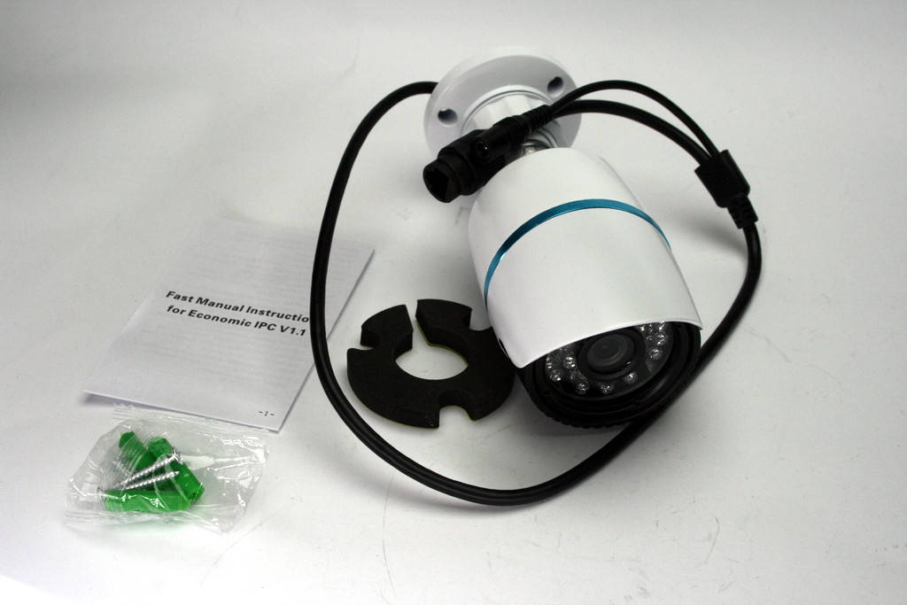 

Камера наружного наблюдения с креплением IP (MHK-N520-100W)