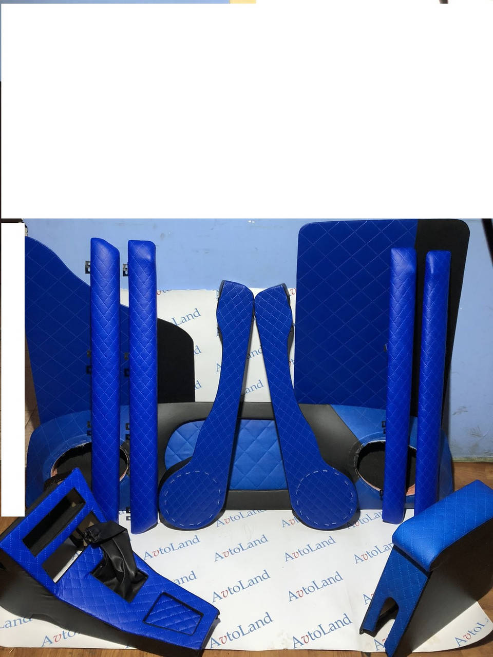 

ТЮНИНГ САЛОНА ВАЗ 2101 - 2107 СИНИЙ РОМБ