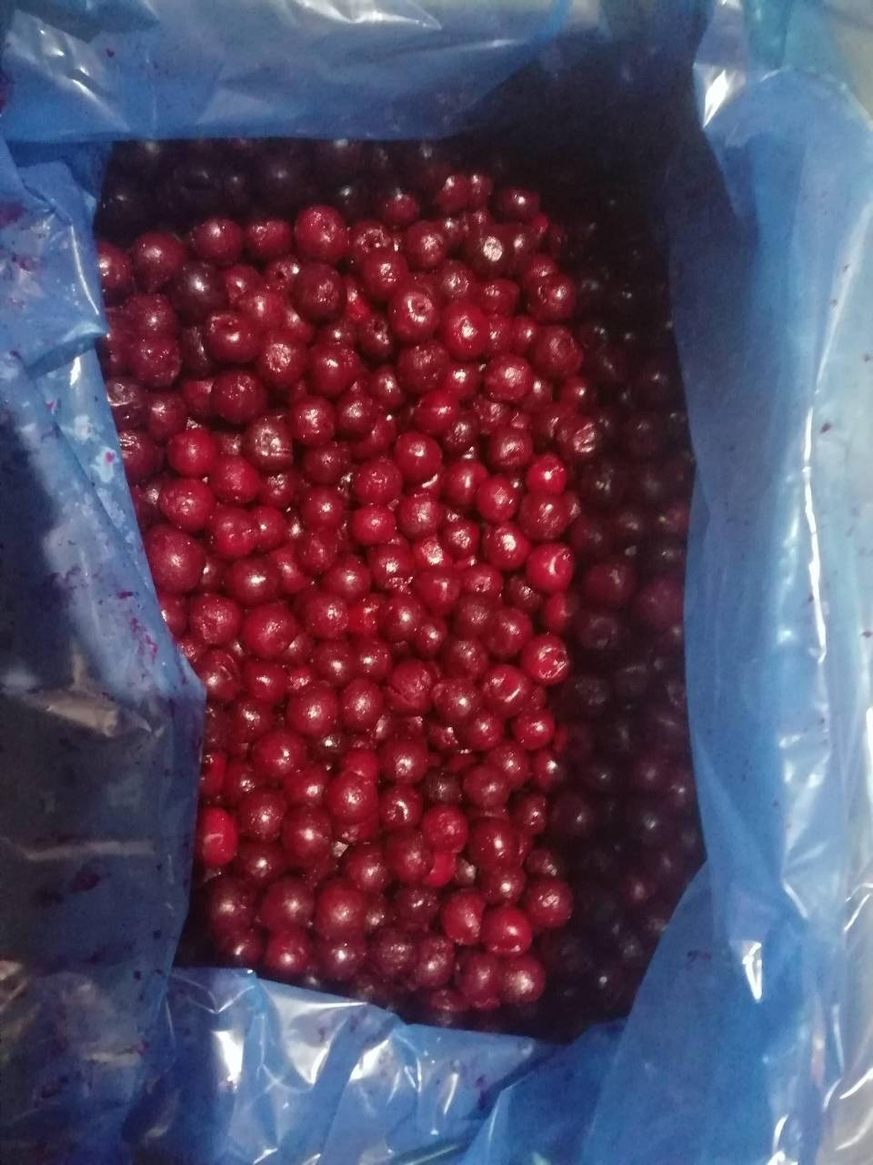 

Свіжозаморожена вишня без кісточки