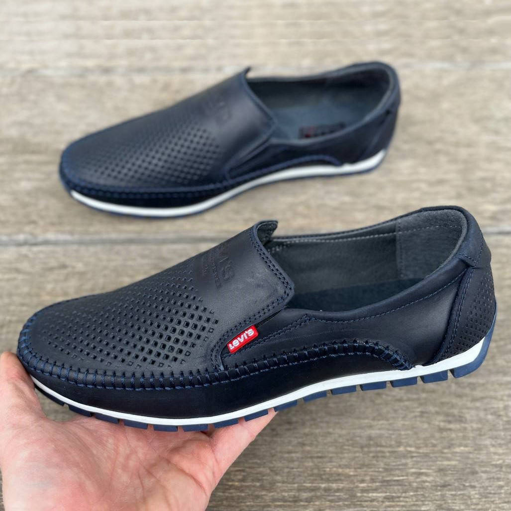 

Мужские летние кожаные мокасины Levis (перфорация, кожа) синие (лето). Размер: 40, 41, 42, 43, 44, 45